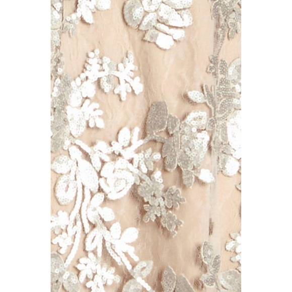 NEW DRESS THE POPULATION abbie dress in silver/nude - Picture 2 of 4